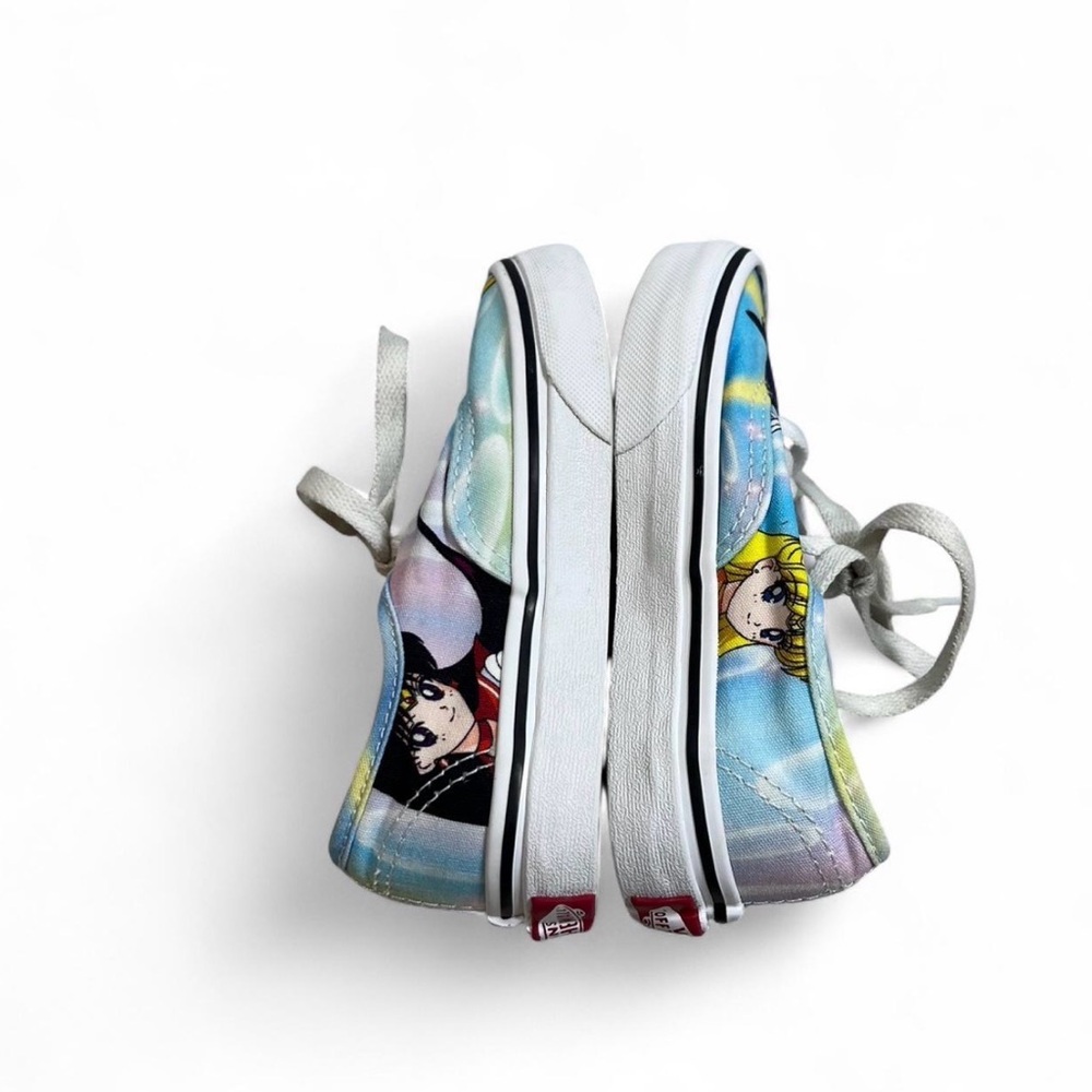 Vans x Pretty Guardian Sailor Moon Authentic sneakers. - Picture 6 of 8